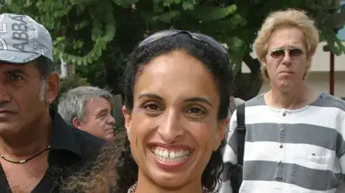 לא שותקת. אחינועם ניני לא שותקת. אחינועם ניני