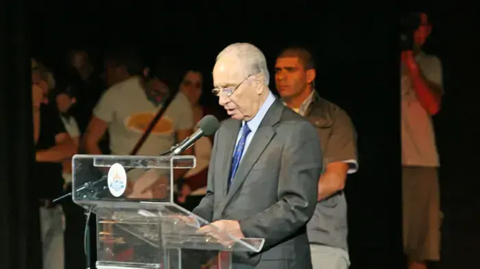 נשיא המדינה שמעון פרס בטקס אשכבה לזכר ישראל פולי פוליאקוב