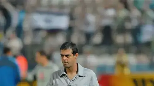 גיא לוזון מאמן הפועל תל אביב גיא לוזון מאמן הפועל תל אביב