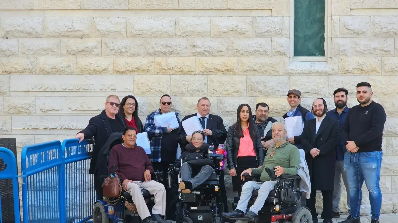 פעילים חברתיים מגישים עתירה לבג"ץ 21 במרץ 2025 פעילים חברתיים מגישים עתירה לבג"ץ 21 במרץ 2025