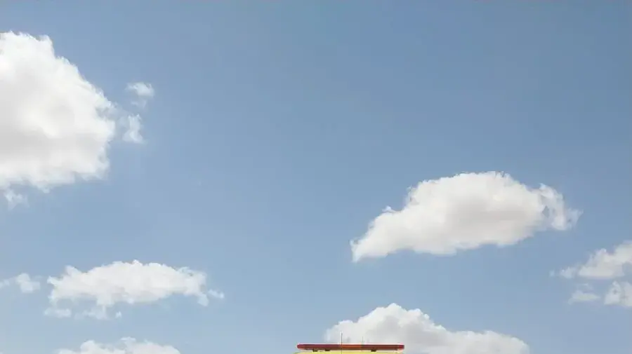 רוכב אופניים נפגע מרכבת משא סמוך לנבטים. רוכב אופניים נפגע מרכבת משא סמוך לנבטים.