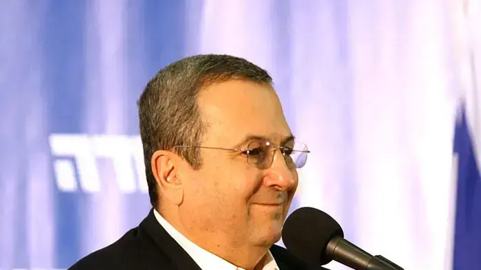 אהוד ברק בבית מפלגת העבודה אהוד ברק בבית מפלגת העבודה
