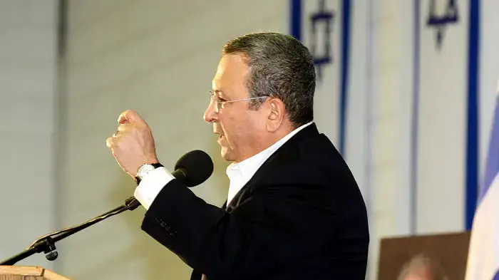 אהוד ברק בבית מפלגת העבודה אהוד ברק בבית מפלגת העבודה