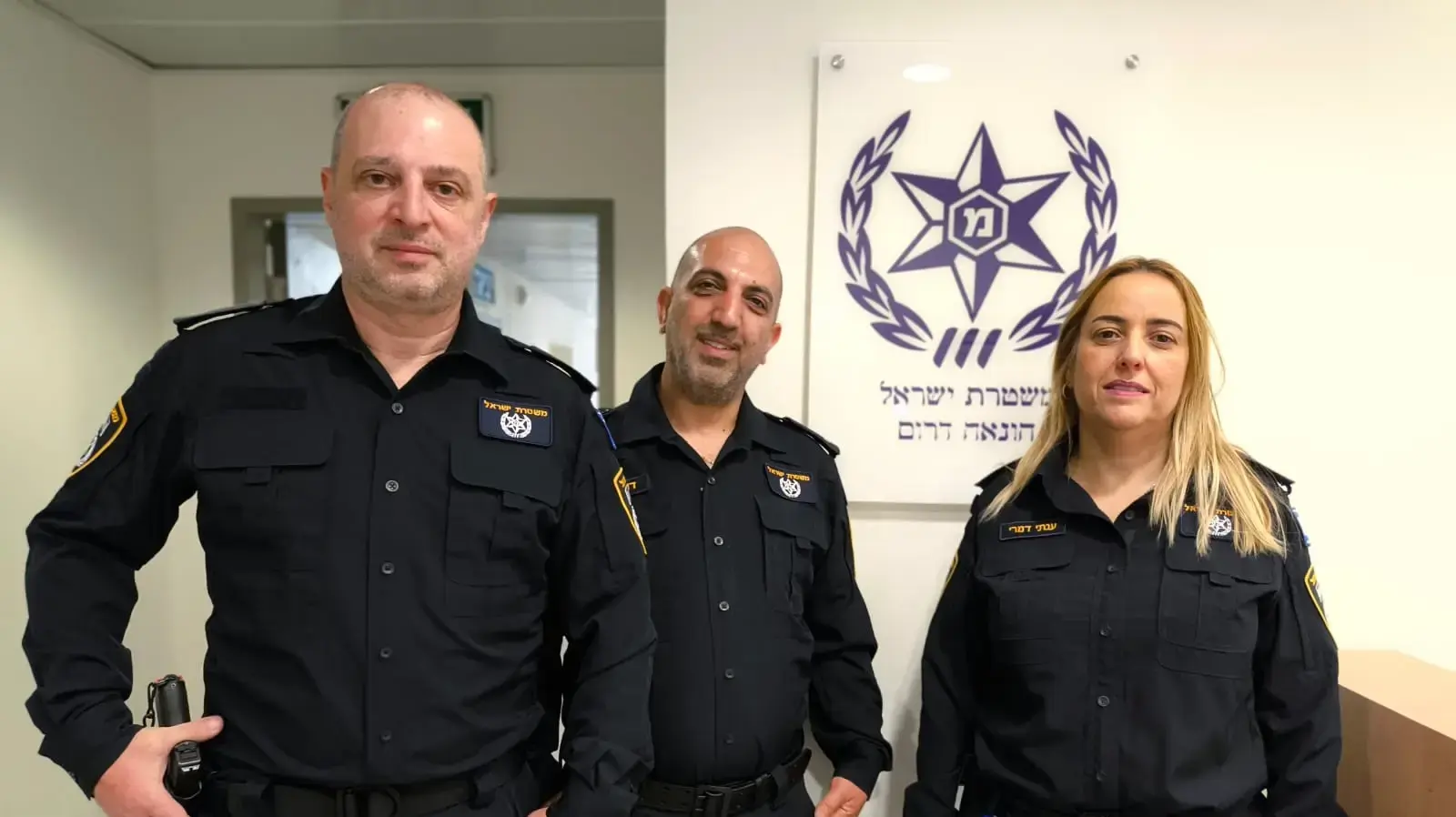 צוות החקירה המיוחד שהוקם ביחידת ההונאה של המחוז הדרומי בפיקודה של רפ"ק ענת דמרי והחוקרים רס"מ דודו כהן ורס"ב גריגורי ליבמן צוות החקירה המיוחד שהוקם ביחידת ההונאה של המחוז הדרומי בפיקודה של רפ"ק ענת דמרי והחוקרים רס"מ דודו כהן ורס"ב גריגורי ליבמן
