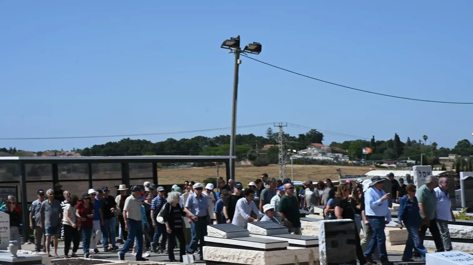 הלוויתה של תמר קוץ, גן יבנה, 20 במאי 2025 הלוויתה של תמר קוץ, גן יבנה, 20 במאי 2025