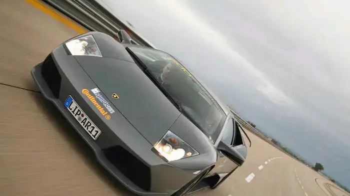 למבורגיני מורצ'ילגו LP640 של אדו קומפטישן למבורגיני מורצ'ילגו LP640 של אדו קומפטישן