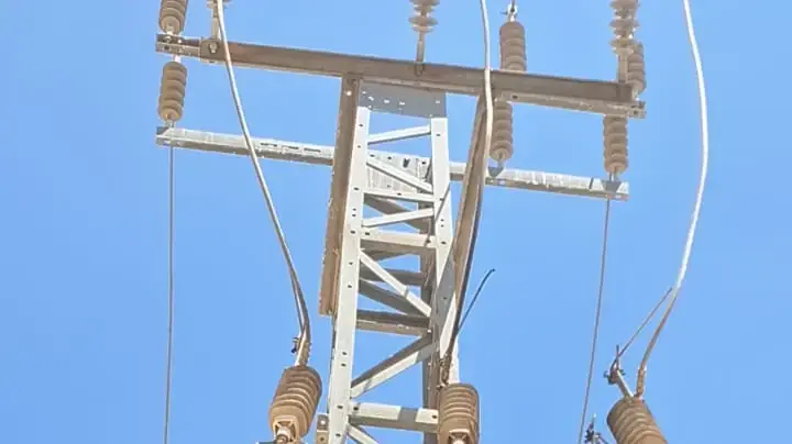 בעקבות ירי בסכסוך בין חמולות , מאות תושבים נשארו ללא חשמל. 17 באוגוסט 2025 בעקבות ירי בסכסוך בין חמולות , מאות תושבים נשארו ללא חשמל. 17 באוגוסט 2025