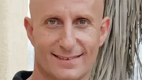 אלון גל אלון גל