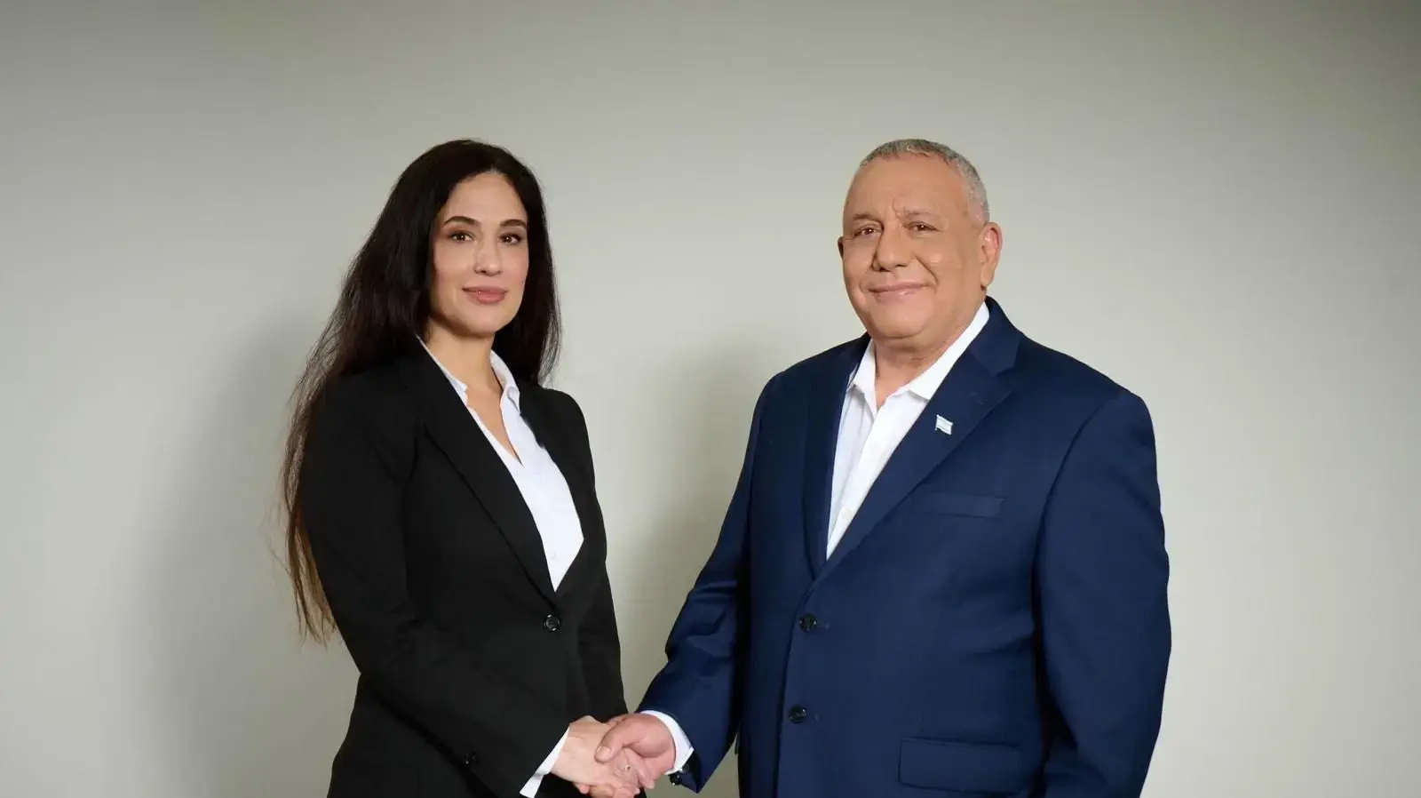 עו"ד ענבר יחזקאלי והרמטכ״ל לשעבר גדי איזנקוט עו"ד ענבר יחזקאלי והרמטכ״ל לשעבר גדי איזנקוט