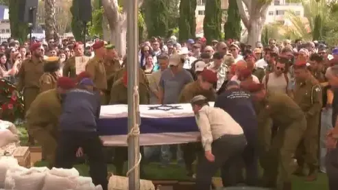 הלוויה של איתמר ספיר, רעננה. 20 במאי 2026 הלוויה של איתמר ספיר, רעננה. 20 במאי 2026