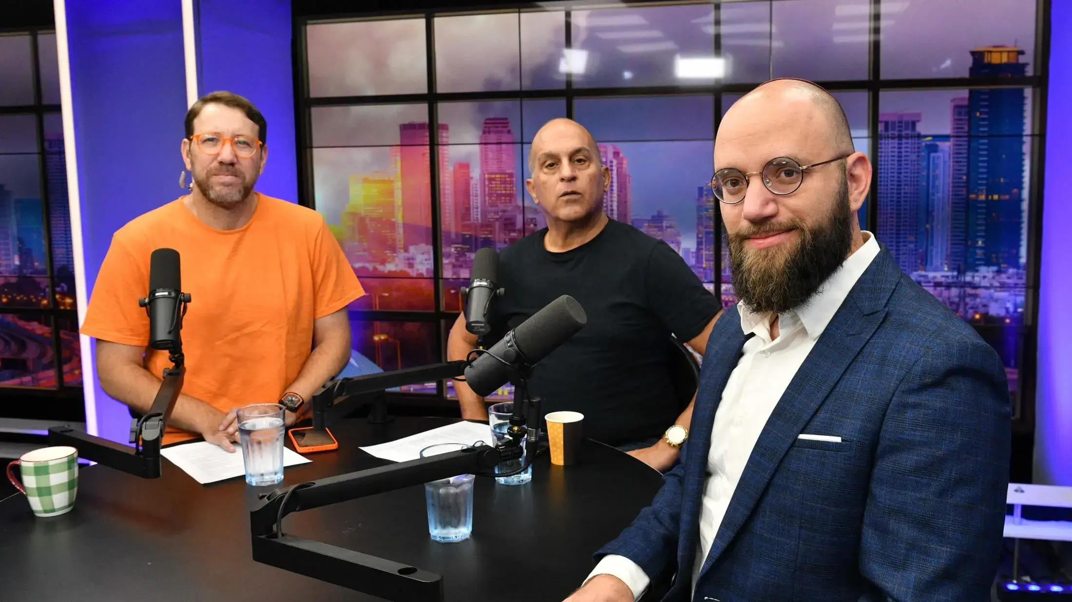 דוד פטר בריאיון לסרי ושלזינגר, 27 בספטמבר 2026 דוד פטר בריאיון לסרי ושלזינגר, 27 בספטמבר 2026