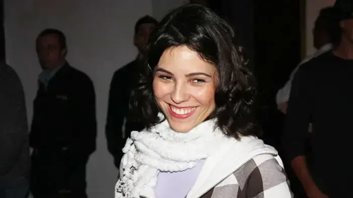 צליל סלע מהדוגמניות צליל סלע מהדוגמניות