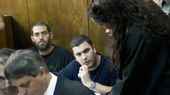 יניב בן דוד עם עורך דינו יניב בן דוד עם עורך דינו