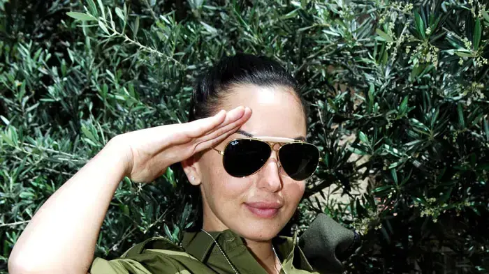 מאיה בוסקילה על מדים מאיה בוסקילה על מדים