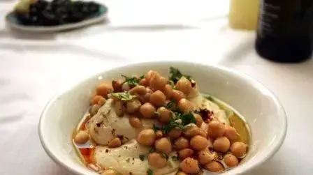 חומוס של אלבאבור חומוס של אלבאבור