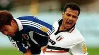 Football bulbul