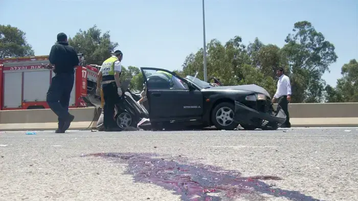 תאונת דרכים קטלנית בכביש 443 מכבים תאונת דרכים קטלנית בכביש 443 מכבים