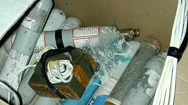בלוני גז ומטעני צינור במעבדת נפץ בטול כרם בלוני גז ומטעני צינור במעבדת נפץ בטול כרם