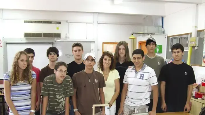 תלמידי בי"ס בהרצליה פיתחו טכנולוגיה שתמנע תאונת רכבת תלמידי בי"ס בהרצליה פיתחו טכנולוגיה שתמנע תאונת רכבת
