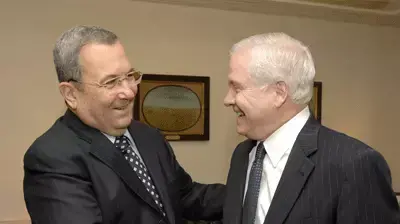 שר הביטחון אהוד ברק עם שר ההגנה האמריקאי גייטס שר הביטחון אהוד ברק עם שר ההגנה האמריקאי גייטס