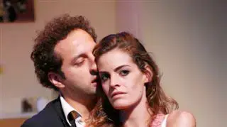 בית לסין, צל אשה, בית לסין, צל אשה,