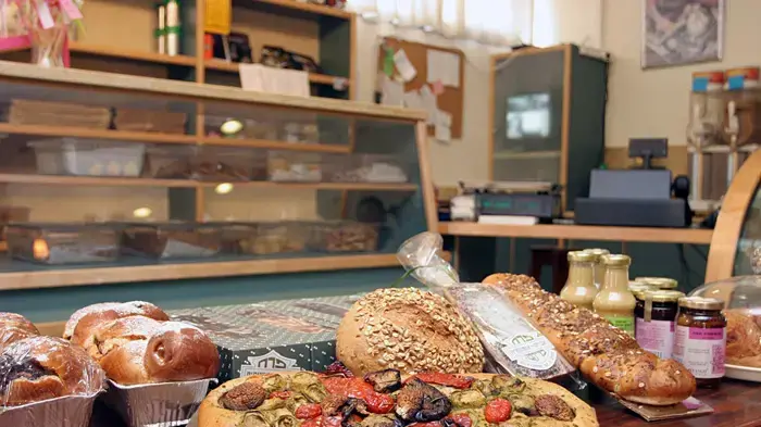 לחמים ועוגות של בית קפה פרח, יהוד לחמים ועוגות של בית קפה פרח, יהוד