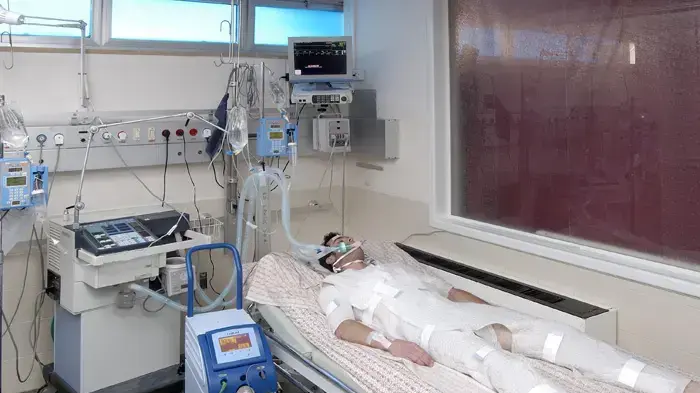 חליפה רפואית להצלה מדום לב חליפה רפואית להצלה מדום לב