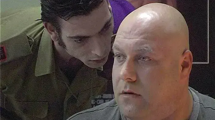 מתוך הסרט "החונך" מתוך הסרט "החונך"