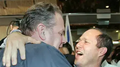 ניר ברקת חוגג ניצחון על ראשות העיר ירושלים ניר ברקת חוגג ניצחון על ראשות העיר ירושלים