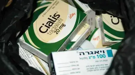 תרופות שנלכדו על ידי המשטרה תרופות שנלכדו על ידי המשטרה