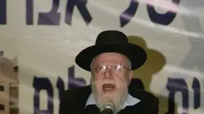 הרב דב ליאור בכינוס נגד פינוי "בית המריבה" (רחמים מימון) הרב דב ליאור בכינוס נגד פינוי "בית המריבה" (רחמים מימון)