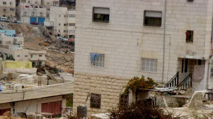 מצבה בחברון שחוללה בהתפרעויות המתנחלים מצבה בחברון שחוללה בהתפרעויות המתנחלים