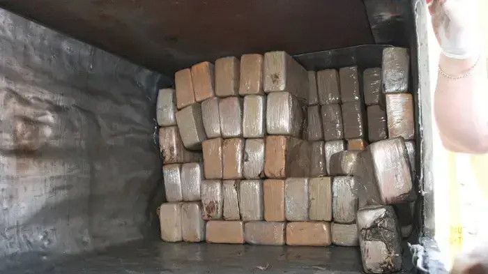 ניסיון הברחת טון וחצי קוקאין ניסיון הברחת טון וחצי קוקאין