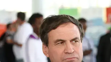 עוזי דיין עוזי דיין