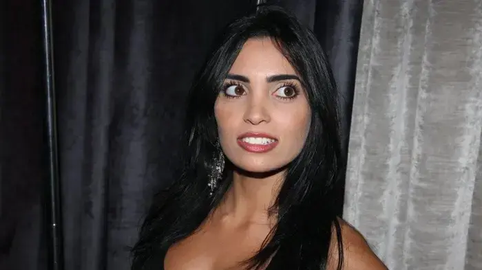 דנה מזרחי דנה מזרחי