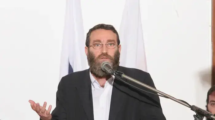 ח"כ משה גפני דגל התורה ח"כ משה גפני דגל התורה