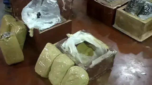 המשטרה תפסה משלוח מוברח של 102 ק"ג של חשיש מהודו המשטרה תפסה משלוח מוברח של 102 ק"ג של חשיש מהודו