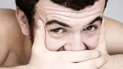 מצחקק מצחקק