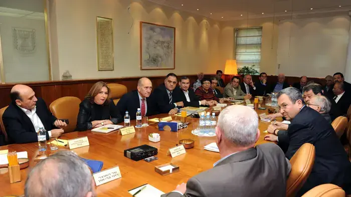 ישיבת ממשלה מיוחד בנושא עסקת שליט ישיבת ממשלה מיוחד בנושא עסקת שליט