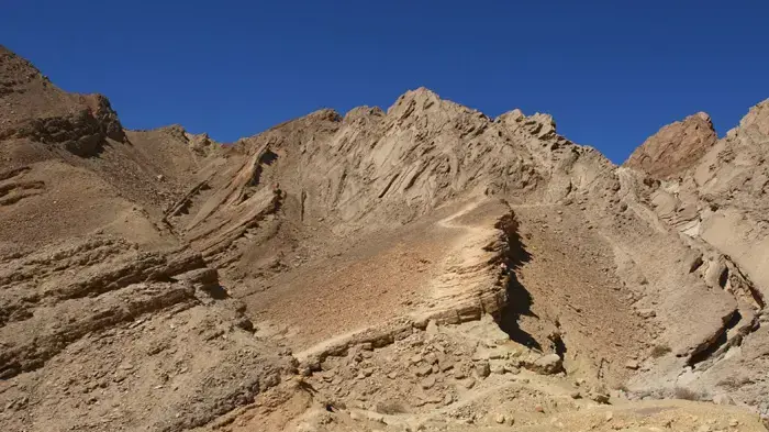נקודת החדירה של המחבל נקודת החדירה של המחבל