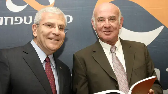 אלי יונס ויעקב פרי אלי יונס ויעקב פרי