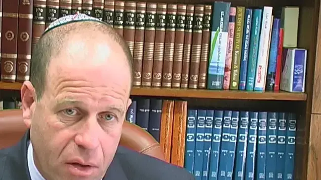 אברהם בורג אברהם בורג