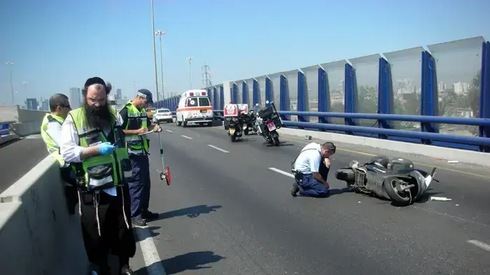 רוכב אופנוע נהרג בתאונה בנתיבי איילון רוכב אופנוע נהרג בתאונה בנתיבי איילון