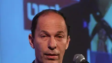 אורי יוגב בכנס כלכליסט אורי יוגב בכנס כלכליסט