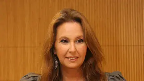 שרי אריסון בהשקת ספרה החדש שרי אריסון בהשקת ספרה החדש