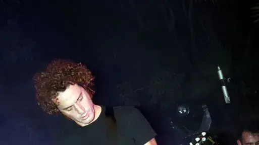 ניר פרידמן בהופעה ניר פרידמן בהופעה