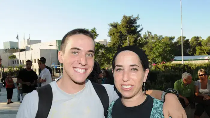 בן ציון פריסט