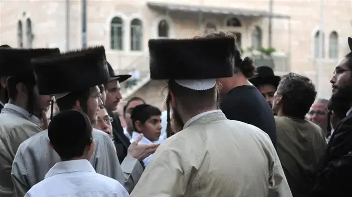 עימותים בין חרדים ושוטרים בירושלים עימותים בין חרדים ושוטרים בירושלים