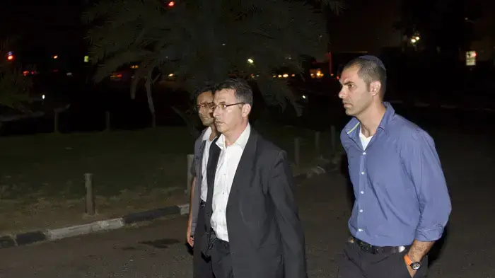 גדעון סער גדעון סער