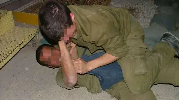 התעללות בשיריון התעללות בשיריון